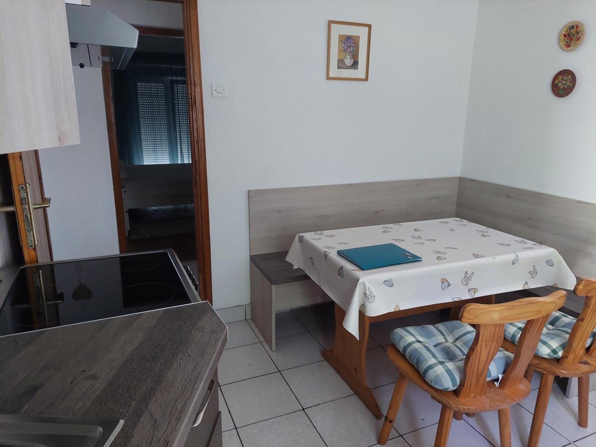 Apartmani Mujagic Batomalj Exterior foto